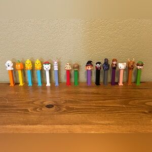 Mixed Lot Of 15 Pez Dispensers Made In Hungary, Vietnam, China EUC